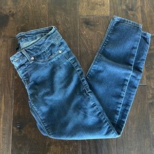 White House Black Market